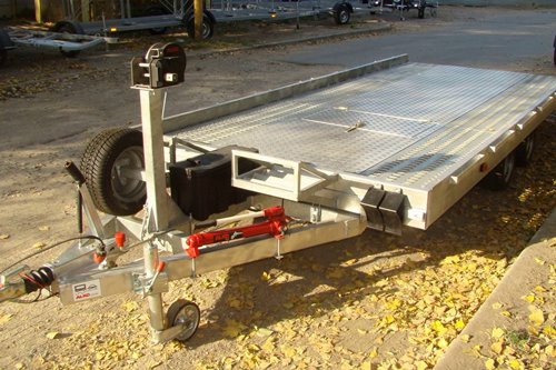 Прицеп для спортивных автомобилей